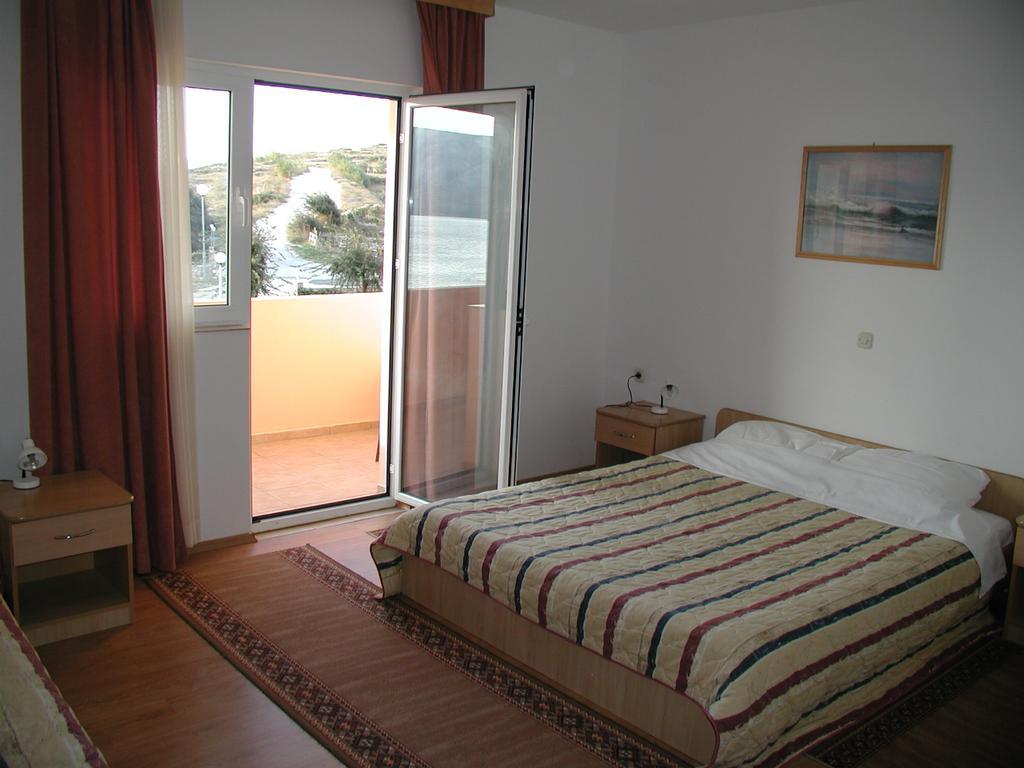 Hotel Tony Pag Town Room photo
